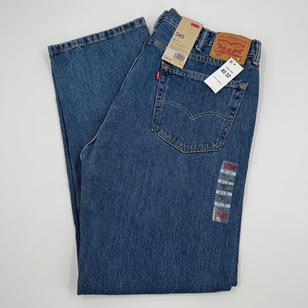 Levi's 505 Regular Fit Jeans Mens 40x32 Blue Straight Leg Medium Wash NWT